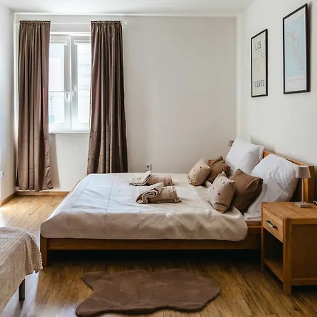Little Rome Loft - Vibe
