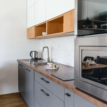 Little Rome Loft - Vibe Apartment